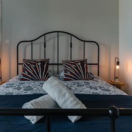 Leon Blum - Design - Parking Apartment
