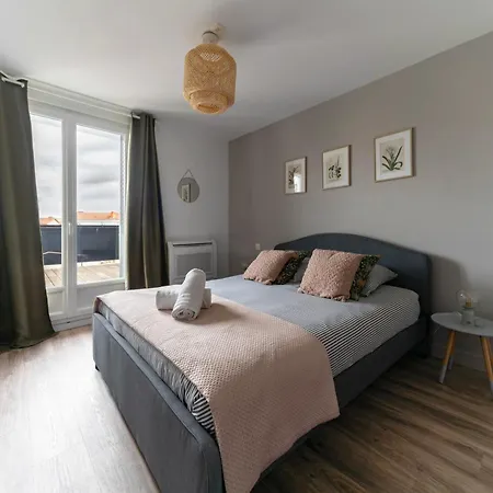 Leon Blum - Design - Parking Apartment Clermont-Ferrand