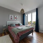 Leon Blum - Design - Parking Apartament