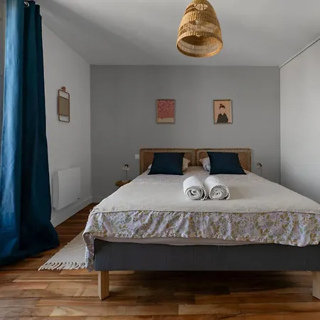 Leon Blum - Design - Parking Apartment *